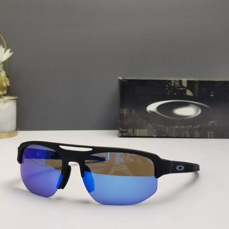 Picture of Oakley Sunglasses _SKUfw66123966fw